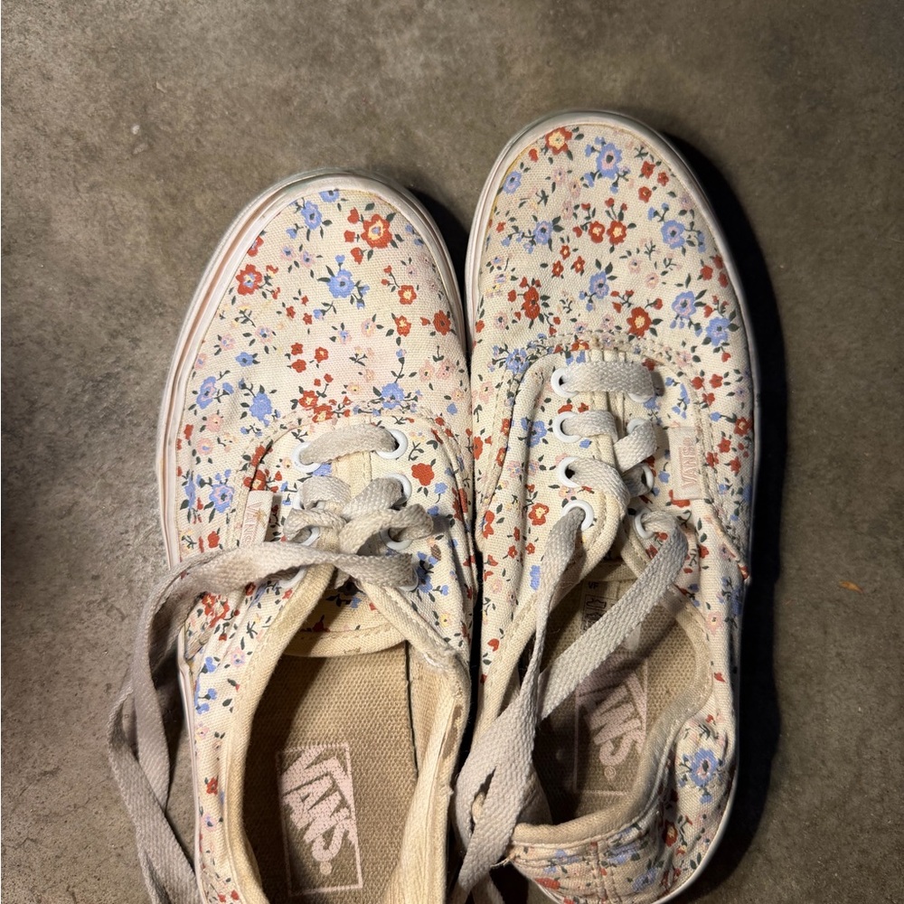 Vans Kids Floral Canvas Sneakers - Cream with Red & Blue Flowers